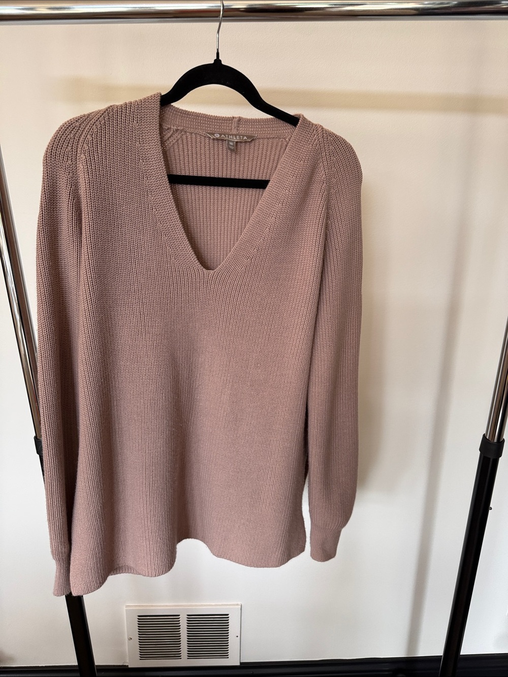 Athleta Blush V-Neck oversized Knit Sweater